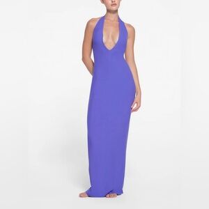 NWT SKIMS DEEP PLUNGE HALTER LONG DRESS